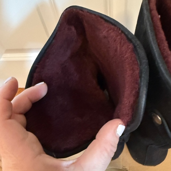 UGG Layna Women's Shearling Foldable Cuff Black Nubuck Boot 2-Wear Styles! 9 - Picture 5 of 13